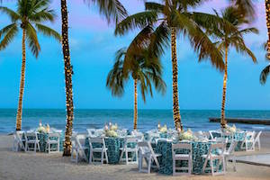 Enjoy a beachside dinner in style.
